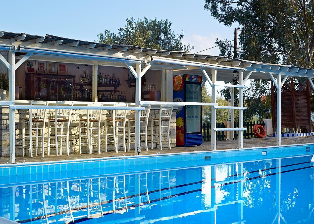 Hotel Ledra Marathókampos Exterior foto
